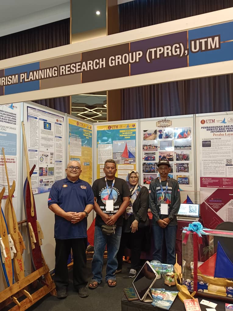 Simposium Antarabangsa Johor Global 2024 yang berlangsung di Dewan Kenanga, Menara Majlis Bandaraya Johor Bahru (MBJB)